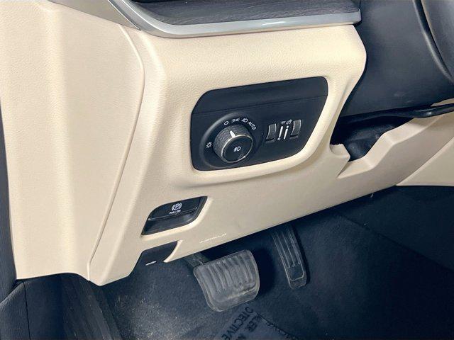used 2022 Jeep Grand Cherokee car, priced at $32,415