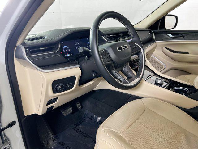 used 2022 Jeep Grand Cherokee car, priced at $35,838