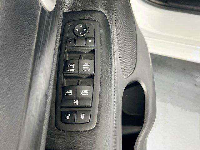 used 2022 Jeep Grand Cherokee car, priced at $31,436