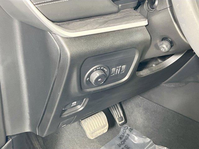 used 2023 Jeep Grand Cherokee car, priced at $35,760