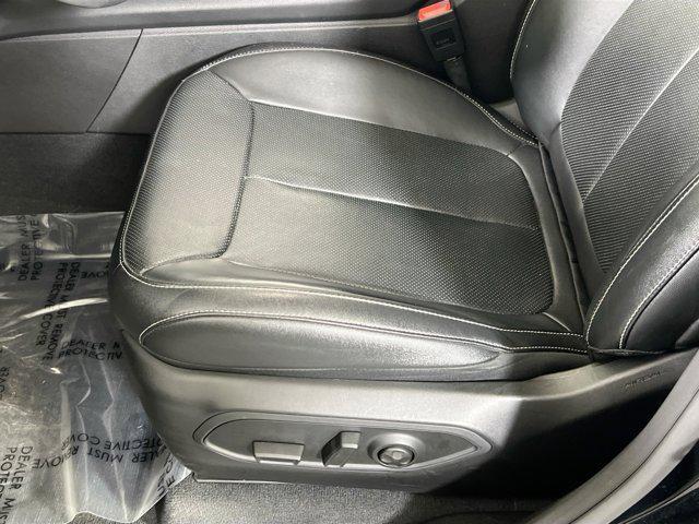 used 2023 Jeep Grand Cherokee car, priced at $35,760