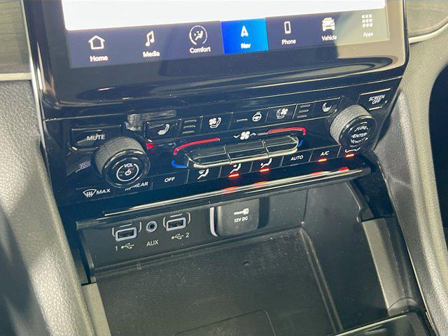 used 2023 Jeep Grand Cherokee car, priced at $35,760