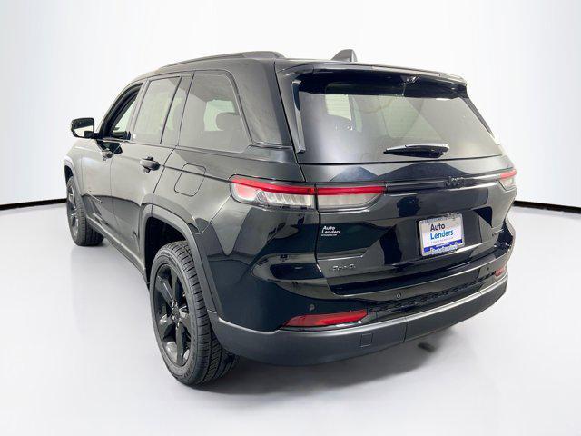 used 2023 Jeep Grand Cherokee car, priced at $35,760