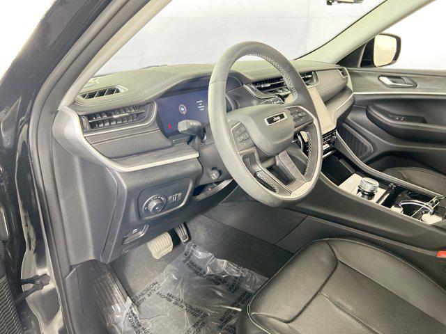 used 2023 Jeep Grand Cherokee car, priced at $35,760