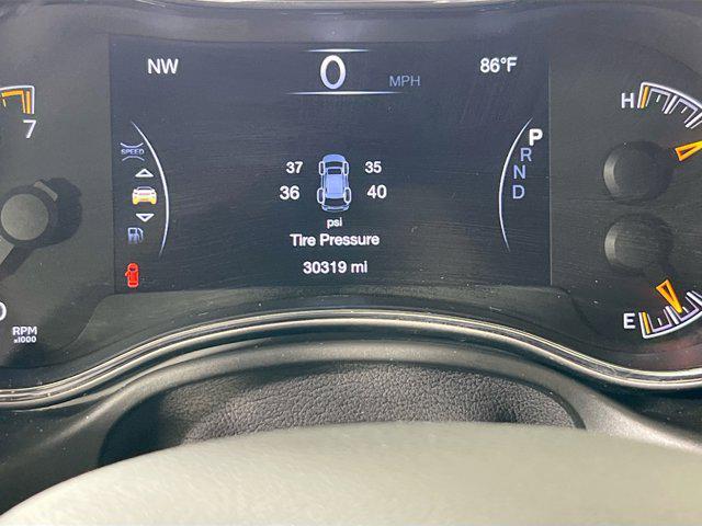 used 2022 Jeep Grand Cherokee car, priced at $26,550