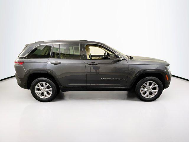 used 2022 Jeep Grand Cherokee car, priced at $28,990