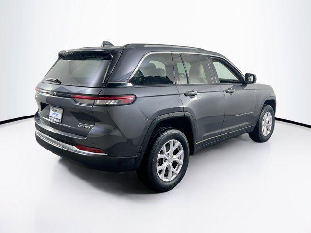 used 2022 Jeep Grand Cherokee car, priced at $28,990