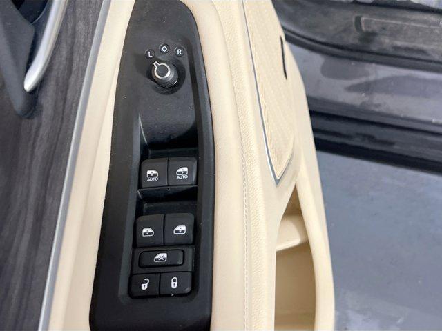 used 2022 Jeep Grand Cherokee car, priced at $28,990