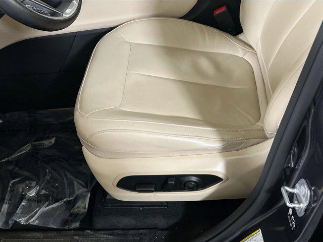 used 2022 Jeep Grand Cherokee car, priced at $28,990