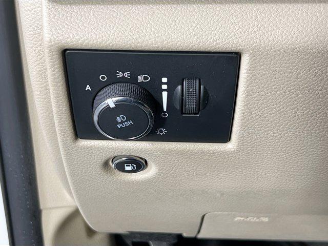 used 2022 Jeep Grand Cherokee car, priced at $24,989