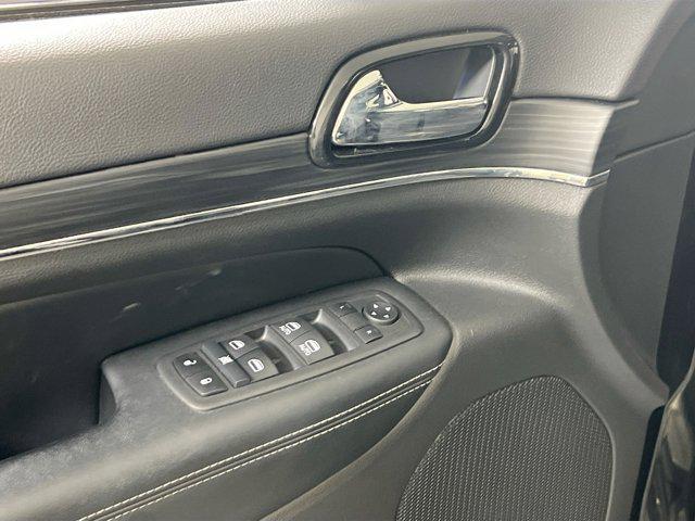 used 2021 Jeep Grand Cherokee car, priced at $29,486