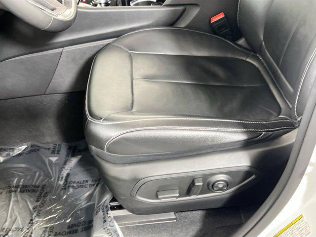 used 2023 Jeep Grand Cherokee car, priced at $33,512