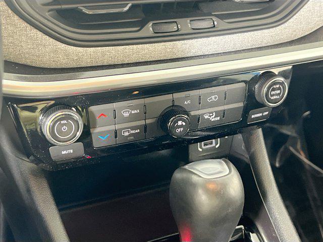used 2022 Jeep Compass car, priced at $23,302