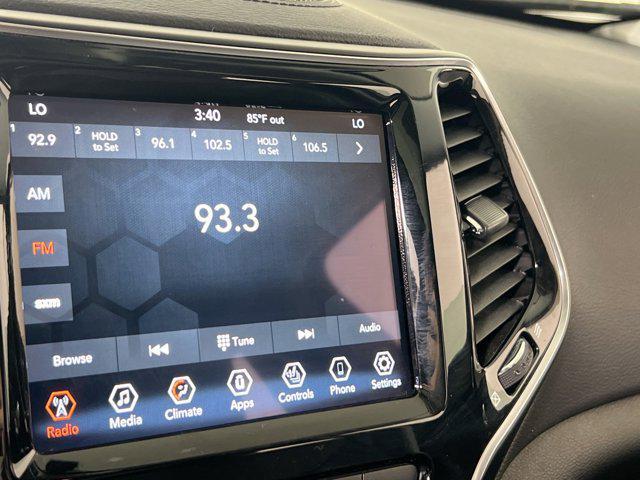 used 2022 Jeep Cherokee car, priced at $27,196