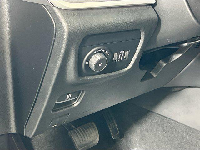 used 2022 Jeep Grand Cherokee car, priced at $34,452