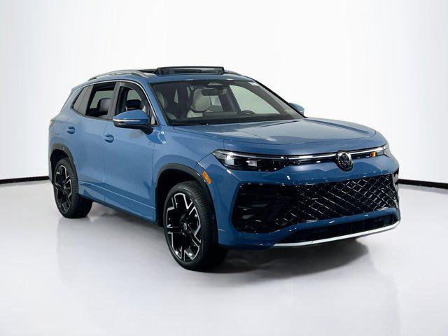 used 2025 Volkswagen Tiguan car, priced at $39,495