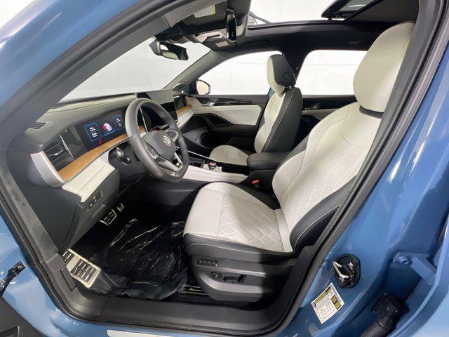 used 2025 Volkswagen Tiguan car, priced at $39,495