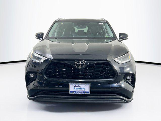 used 2021 Toyota Highlander car, priced at $35,770