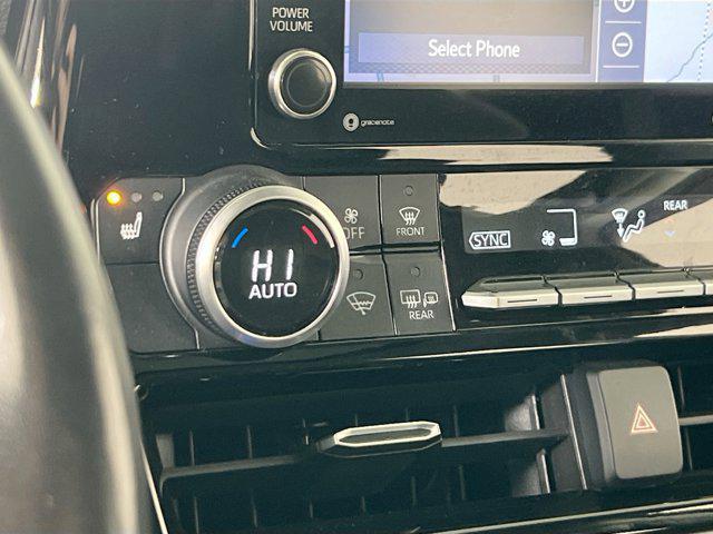 used 2021 Toyota Highlander car, priced at $35,770