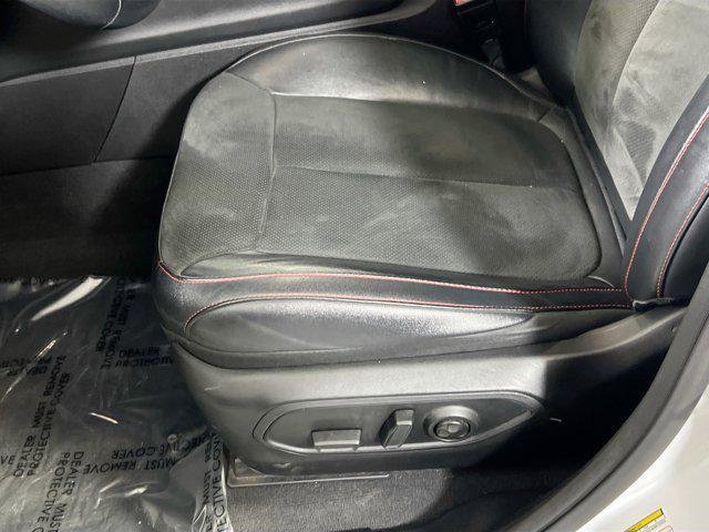 used 2022 Jeep Grand Cherokee car, priced at $32,990