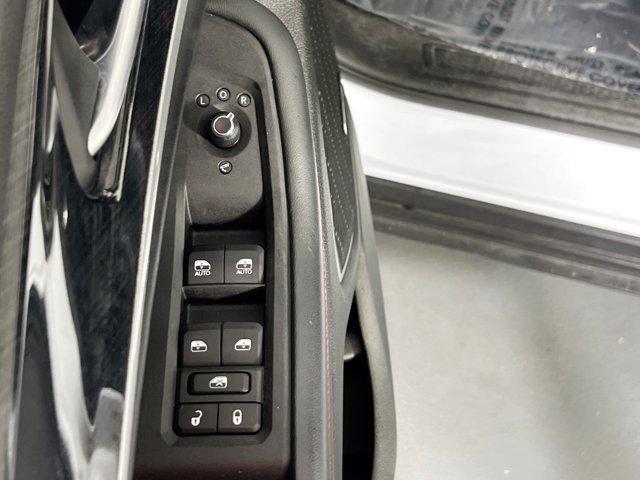 used 2022 Jeep Grand Cherokee car, priced at $32,990