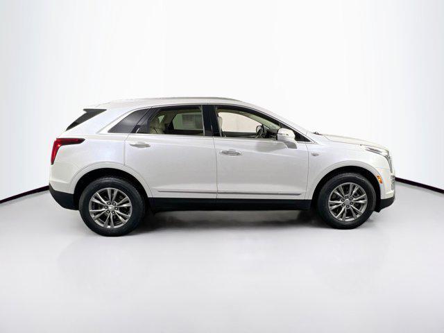 used 2022 Cadillac XT5 car, priced at $33,851