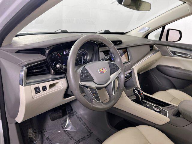 used 2022 Cadillac XT5 car, priced at $33,851