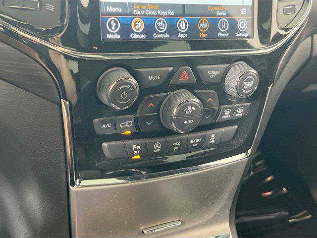 used 2022 Jeep Grand Cherokee car, priced at $32,714