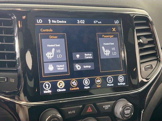 used 2022 Jeep Grand Cherokee car, priced at $32,714