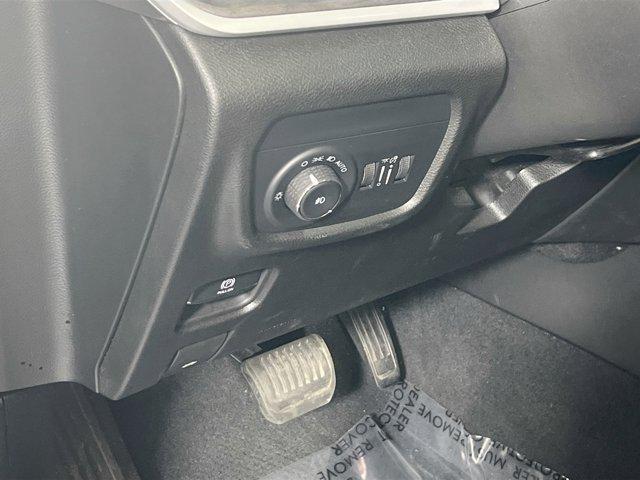 used 2023 Jeep Grand Cherokee car, priced at $33,830