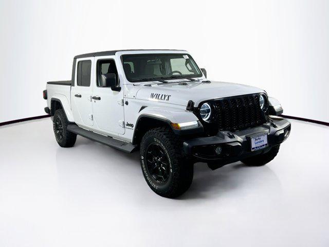 used 2022 Jeep Gladiator car, priced at $35,671
