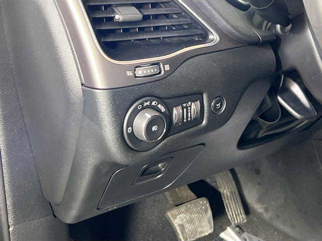 used 2022 Jeep Cherokee car, priced at $21,364