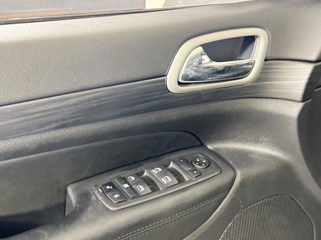used 2022 Jeep Grand Cherokee car, priced at $29,693
