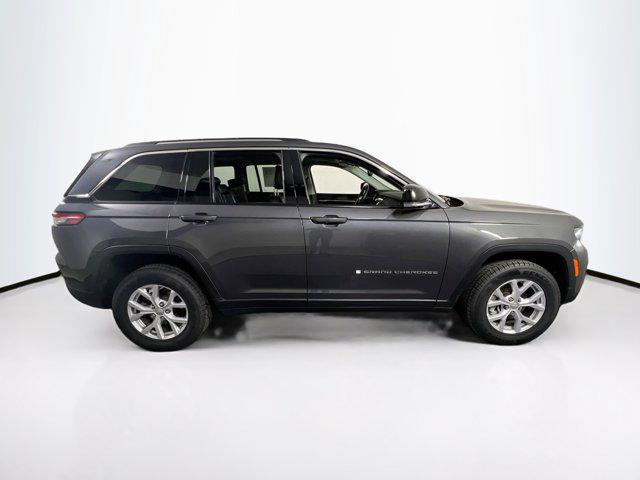 used 2022 Jeep Grand Cherokee car, priced at $34,245
