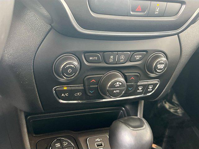 used 2022 Jeep Cherokee car, priced at $26,995