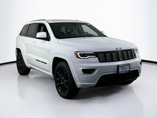 used 2022 Jeep Grand Cherokee car, priced at $29,994
