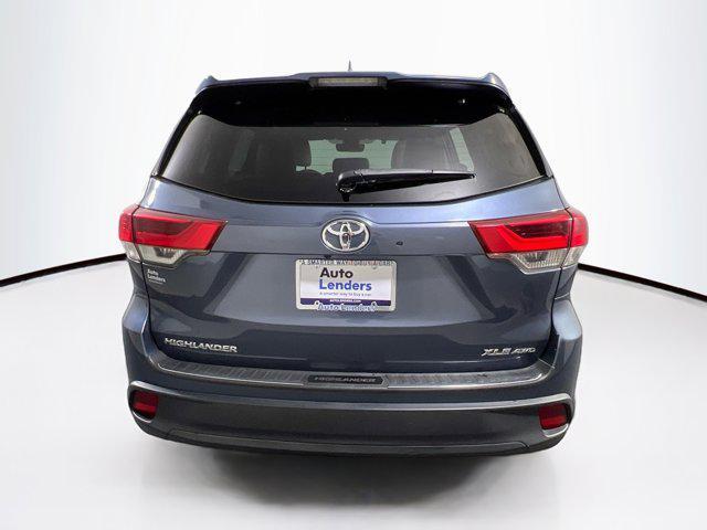 used 2019 Toyota Highlander car, priced at $27,446