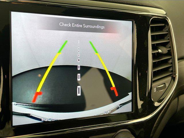 used 2022 Jeep Grand Cherokee car, priced at $31,901