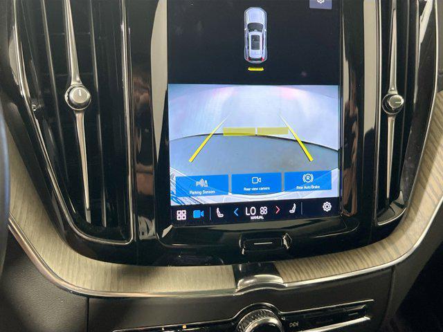 used 2022 Volvo XC60 car, priced at $34,221