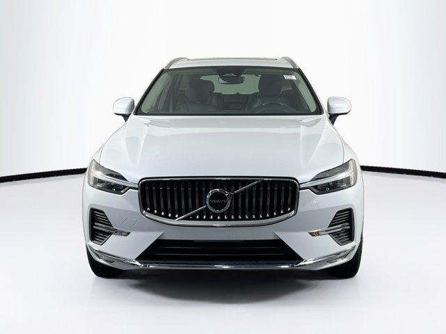 used 2022 Volvo XC60 car, priced at $34,221
