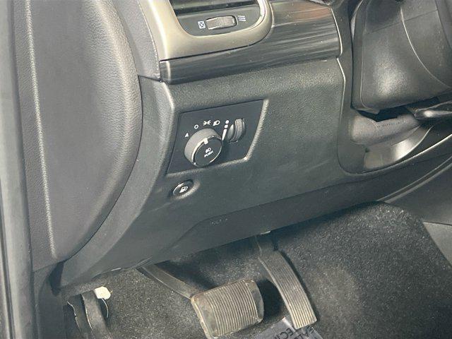 used 2022 Jeep Grand Cherokee car, priced at $31,451