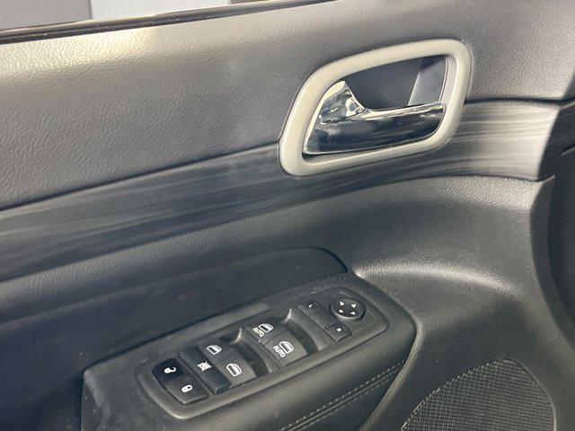 used 2022 Jeep Grand Cherokee car, priced at $31,451