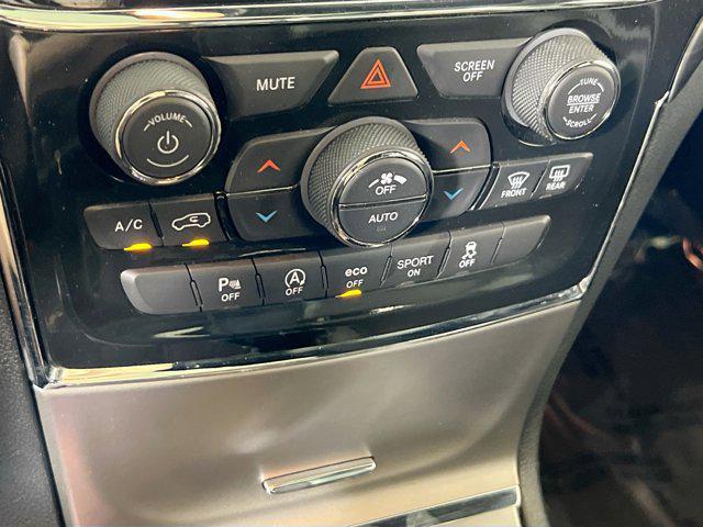 used 2022 Jeep Grand Cherokee car, priced at $30,068