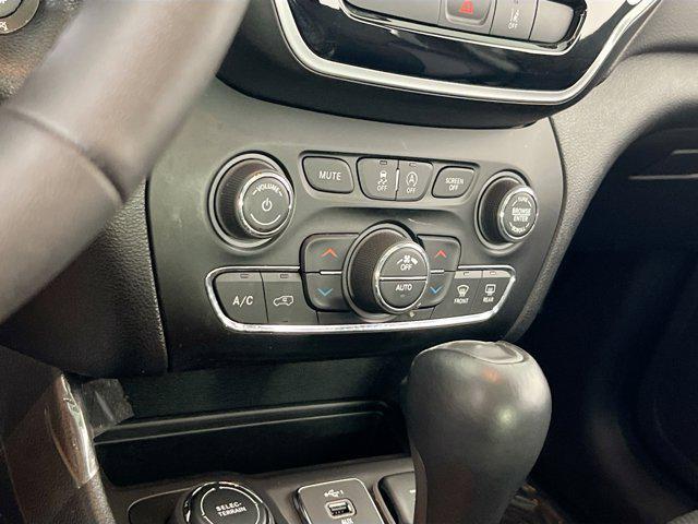 used 2022 Jeep Cherokee car, priced at $26,967