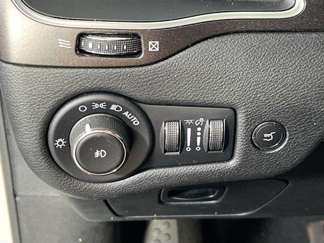 used 2022 Jeep Cherokee car, priced at $27,495