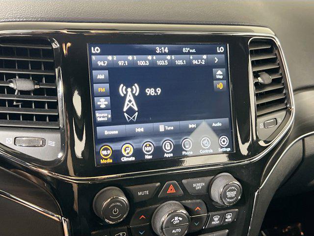used 2022 Jeep Grand Cherokee car, priced at $28,600