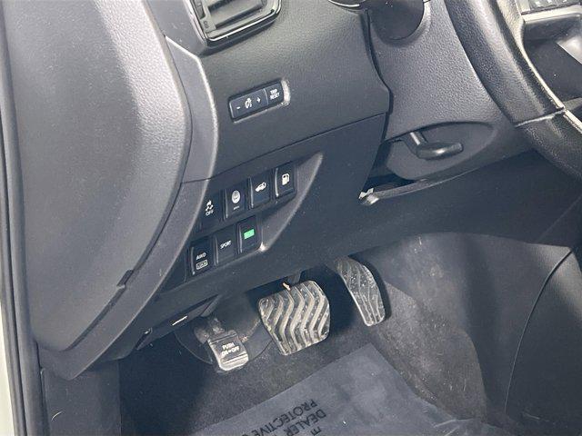 used 2020 Nissan Rogue car, priced at $18,495