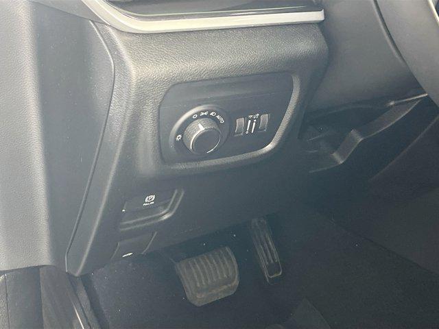 used 2023 Jeep Grand Cherokee car, priced at $36,416