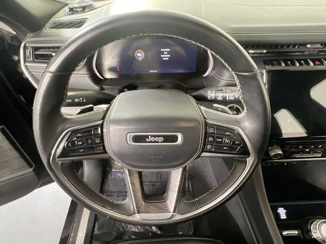 used 2022 Jeep Grand Cherokee car, priced at $37,995