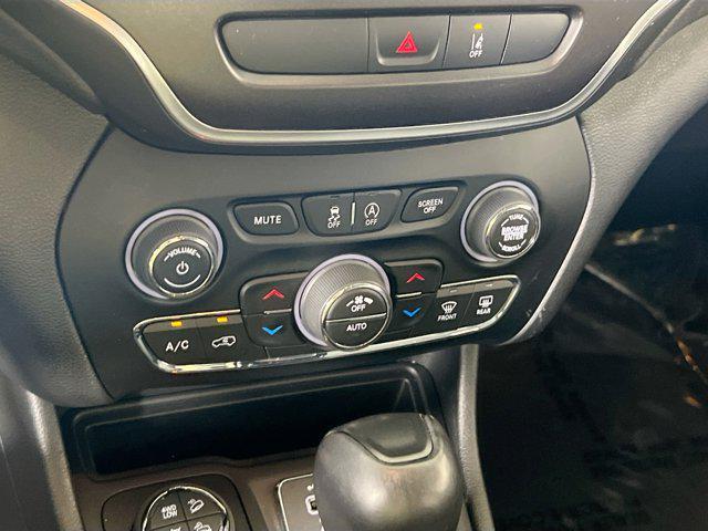 used 2022 Jeep Cherokee car, priced at $26,571
